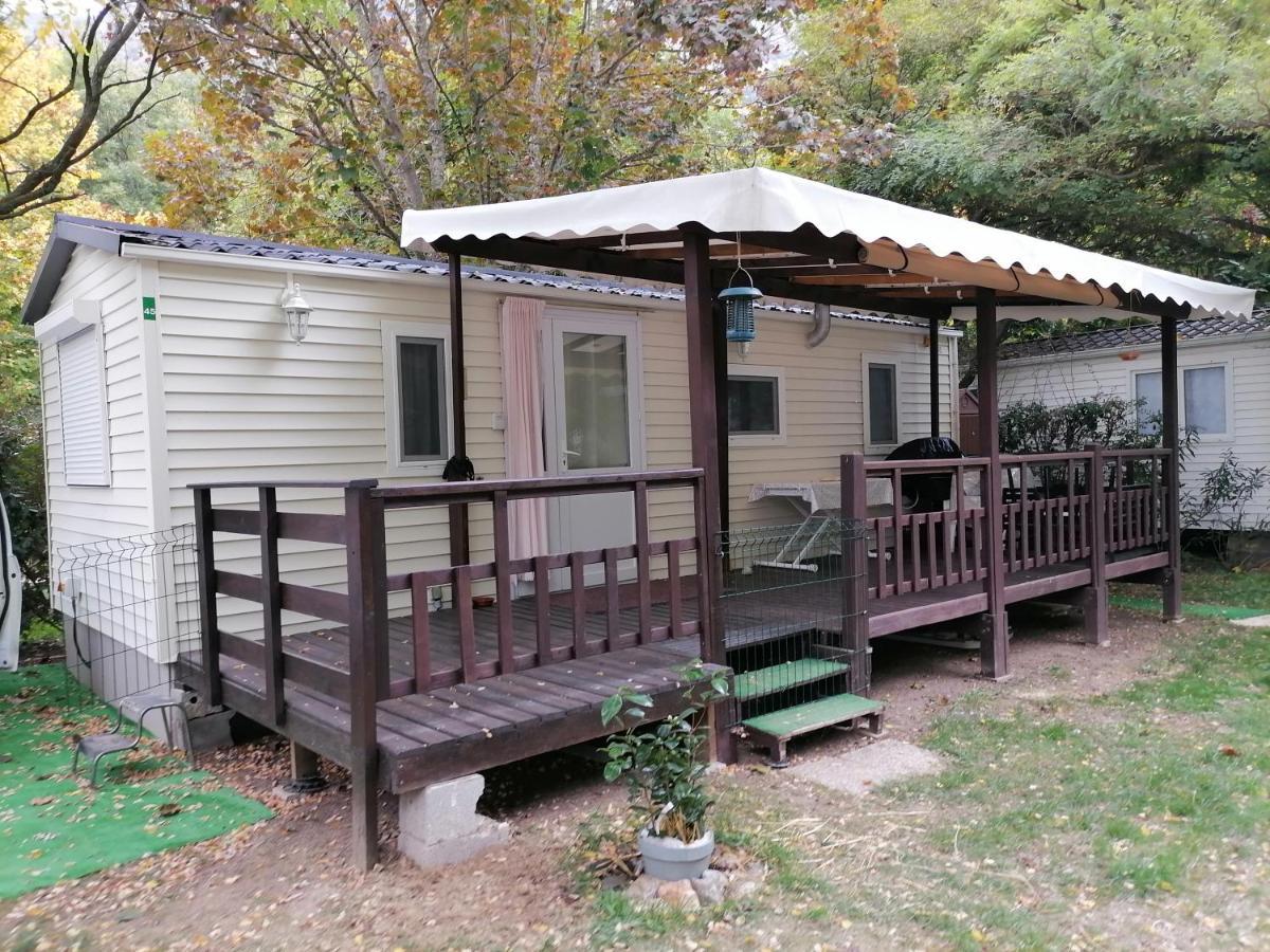 Mobil Home Dans Camping 3 Etoiles Mas De Lastourg Avec Piscine,Snack, فيلفرانش دو كونفلينت المظهر الخارجي الصورة